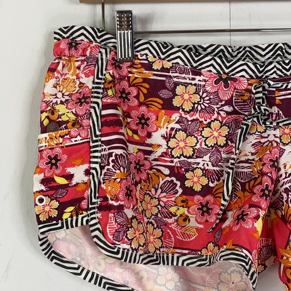 Athleta Floral Hipster Swim Shorts - Picture 4 of 13